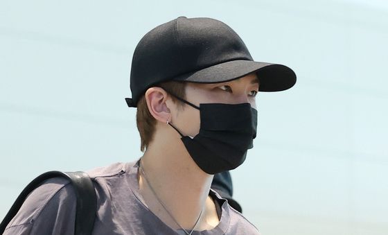 RM, 월드 투어 떠나요