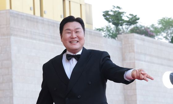 윤경호, 쁘띠경호 입장이요