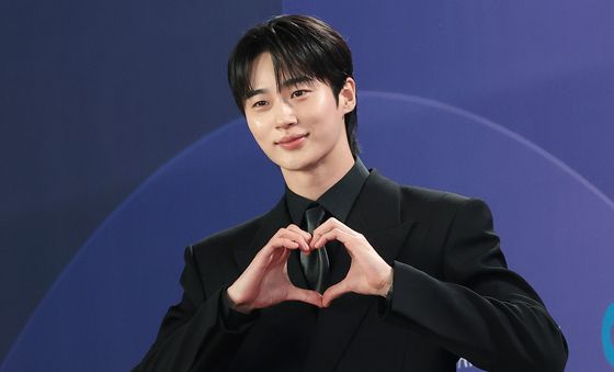변우석, 말랑말랑 인사