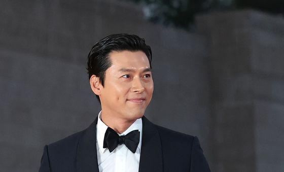 현빈, 백만불짜리 보조개 미소