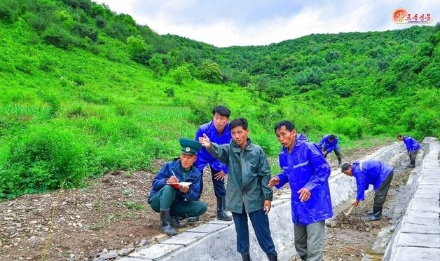 北 "열번, 백번 재확인"…상원군 장마철 피해방지 대책