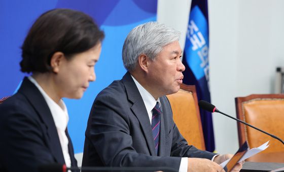 기자간담회 연 서왕진 전당대회준비위원장