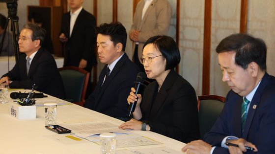 모두발언 하는 한성숙 국무총리