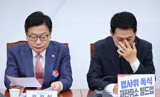 생각 잠긴 장동혁·정점식