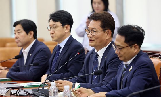 인사말하는 송영길 의원