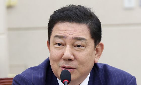 인사말하는 김병기 무소속 의원