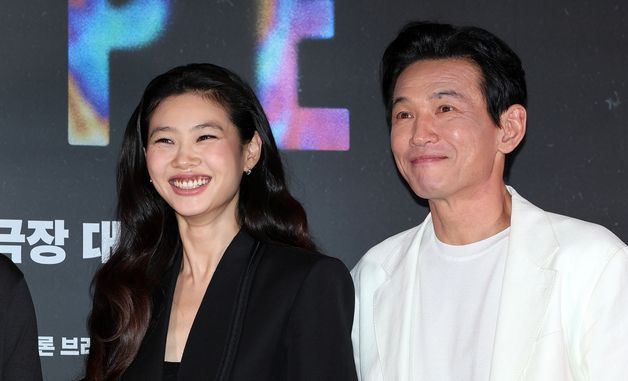 정호연·황정민, 돋보이는 케미