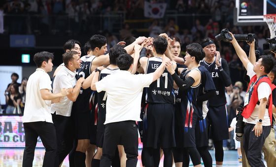 일본 상대로 승리 거둔 대한민국 농구대표팀