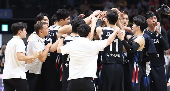 일본 상대로 승리 거둔 대한민국 농구대표팀