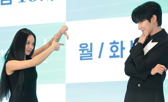 이혜리·황인엽, 15년 만에 재회한 첫사랑