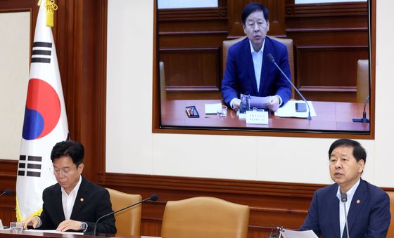 구윤철 부총리,  비상경제본부 희의 주재