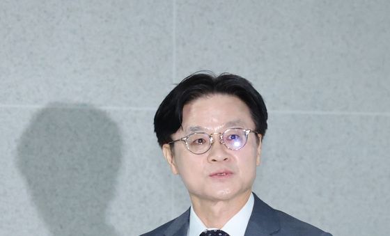 산자위 당정 참석하는 김정관