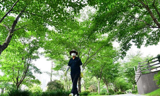 철길 숲 폭염 걱정없어요