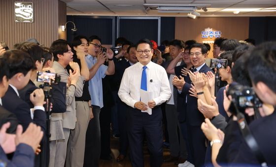 당 대표 출마선언 나선 송영길