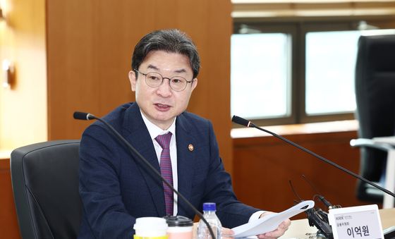 모두 발언하는 이억원 금융위원장