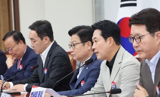 최고위 모두발언하는 장동혁 대표