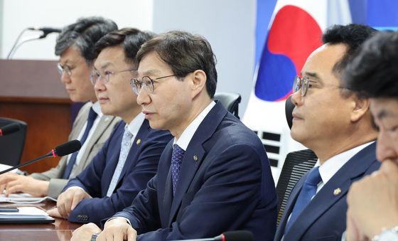 김성주 이사장, 홈플러스 회생 간담회