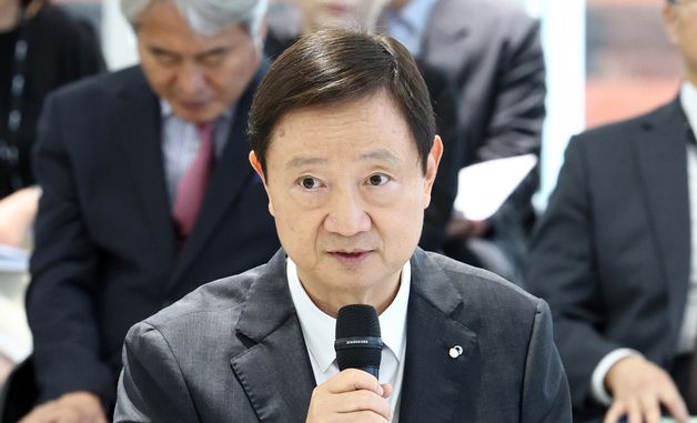 이찬진 금감원장, 주민등록증 진위 확인 확대 업무협악식