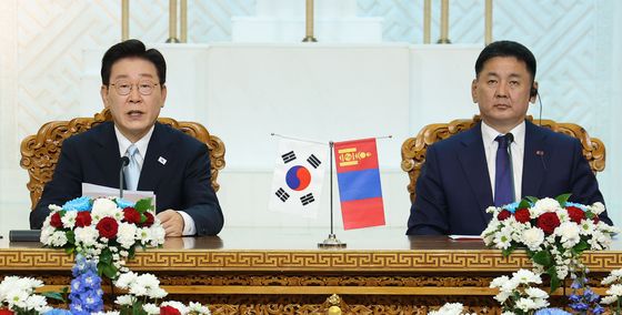 한-몽골 공동언론발표하는 이재명 대통령