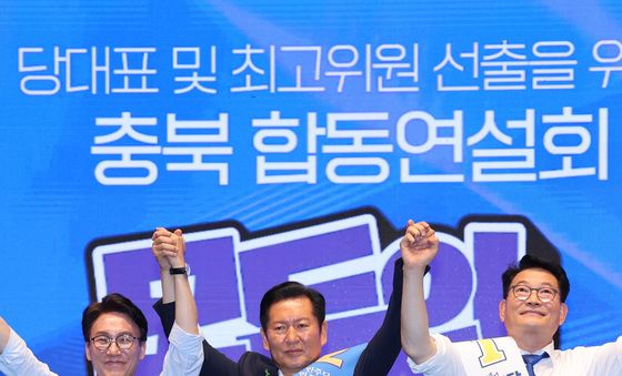 인사하는 김민석·정청래·송영길 후보