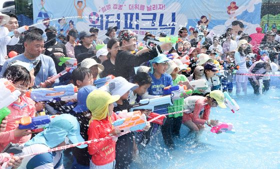 '더위야 가라!', 서울함 워터피크닉