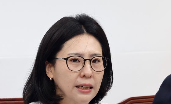 발언하는 손은정 뉴홈 비대위 홍보국장
