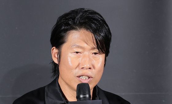 유해진, 형사 철구
