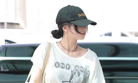 카리나, 에코백 눈길