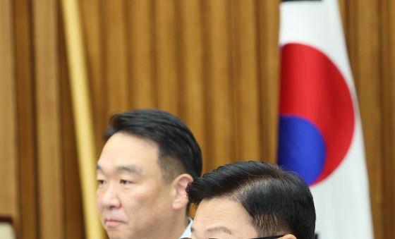 모두발언하는 정점식 원내대표