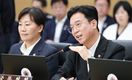 발언하는 김영훈 고용노동부 장관
