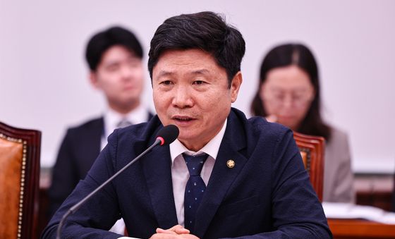 외통위 여당 간사에 홍기원 의원