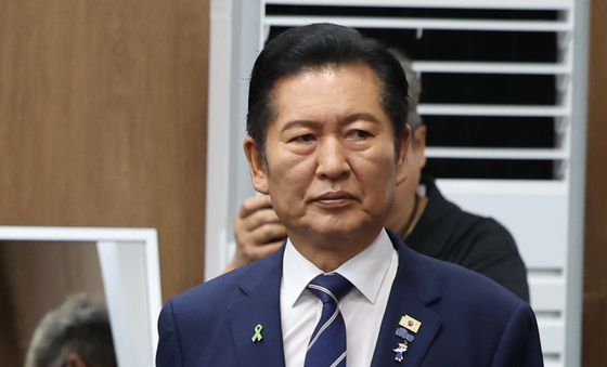 공약발표 위해 소통관 찾은 정청래 후보