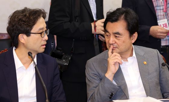 대한민국 2045전략수립위원회 참석한 안규백 장관