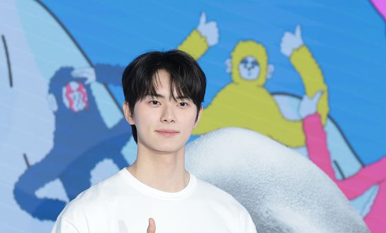 이채민 '월간 등산'에 나올듯한 눈부신 비주얼
