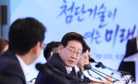 이재명 대통령, 미래성장동력 7대SEED 보고회