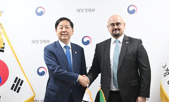 구윤철 부총리, 주한 쿠웨이트 대사 만나