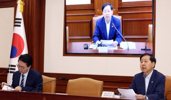 구윤철 부총리, 비상경제본부 회의 주재