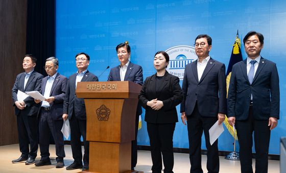 민주 행안위원들, '지방의회법 제정 촉구'