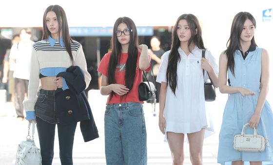 출국하는 아일릿