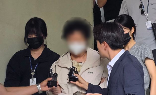아동학대치사 혐의로 송치되는 교회 목사