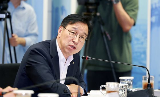인사말하는 위성곤 제주도지사