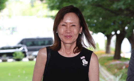 미셸 스틸 대사, 김정관 장관 면담 위해 정부서울청사 방문