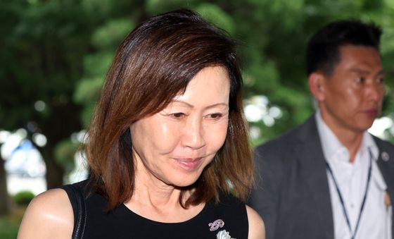 김정관 장관 만나는 미셸 스틸 주한미국대사
