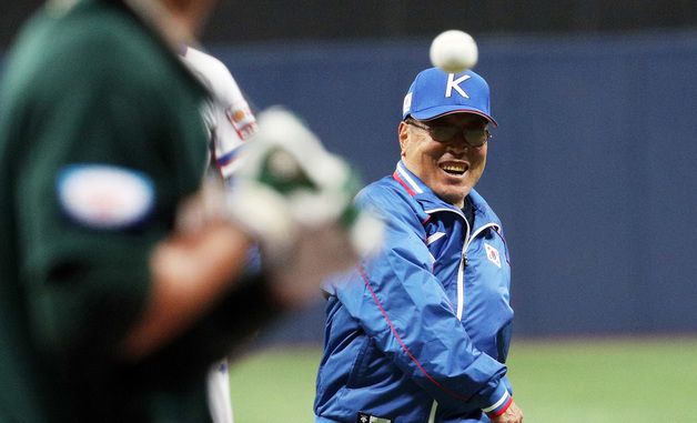 '전설의 4할 타자' 백인천 전 감독, 끝내 별세…향년 83세