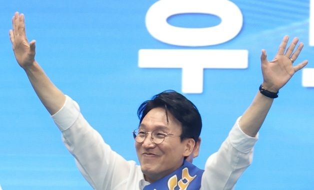 지지호소하는 김민석 당대표 후보