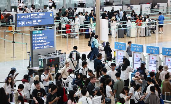 막바지 휴가철 공항은 '북적'