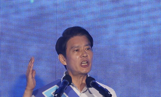정견발표하는 한민수 후보