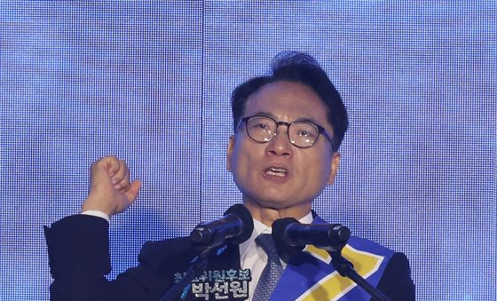 정견발표하는 박선원 후보