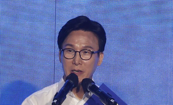 정견발표하는 김민석 후보