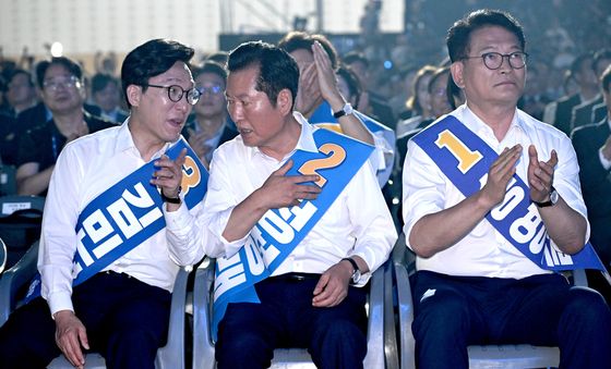 대화하는 민주당 당대표 후보들